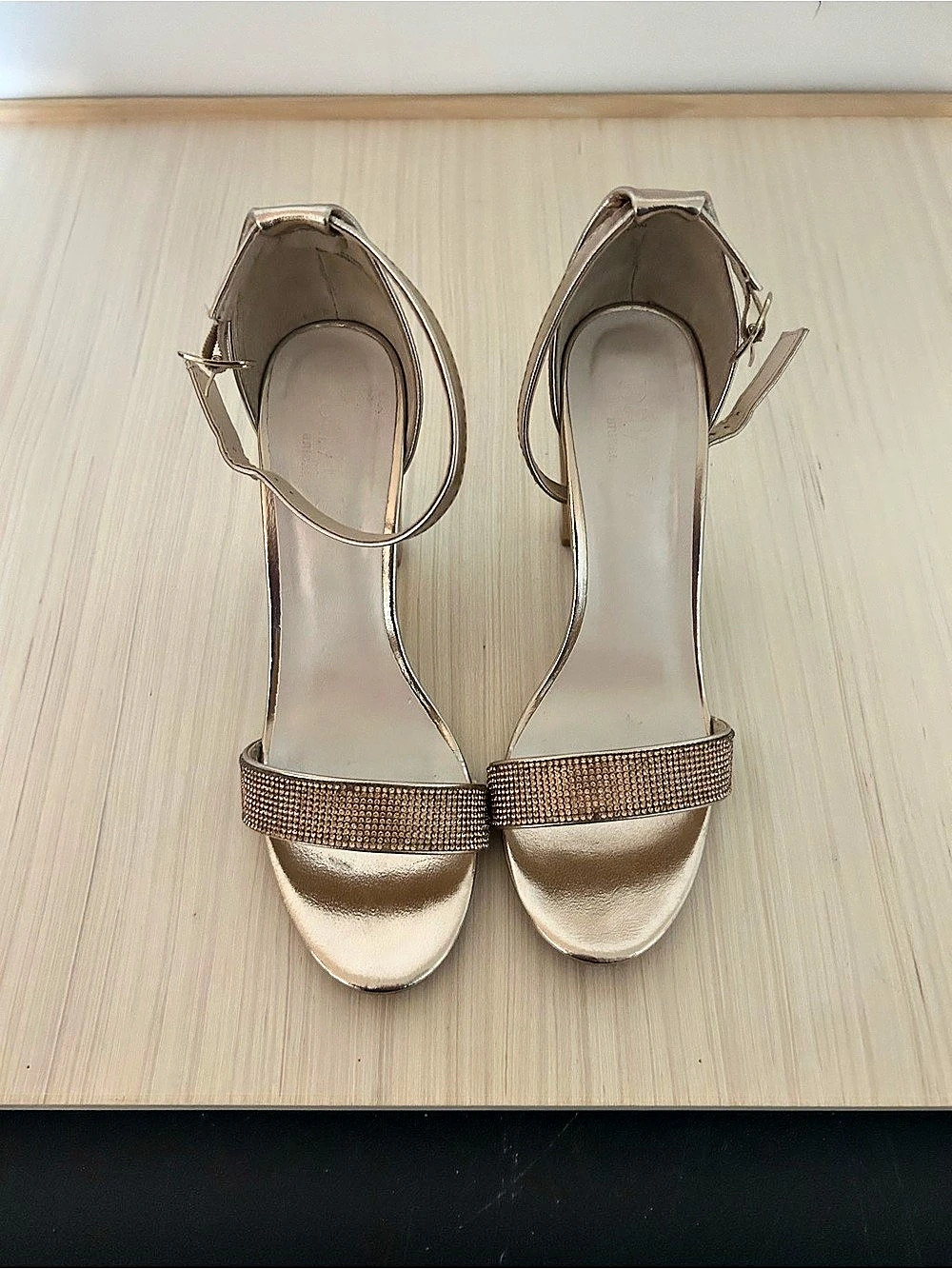 DAVID'S BRIDAL Gold 4”Heels